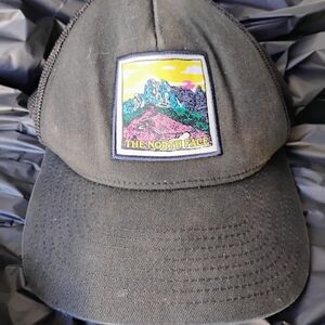 The North Face Black Cap with Mountain Patch Snapback
